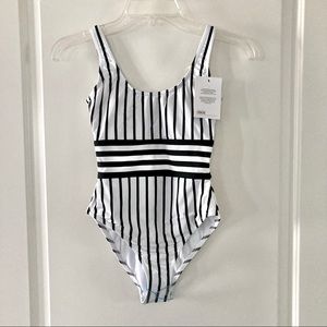 ASOS One Piece Swimsuit Size 2 (XS)